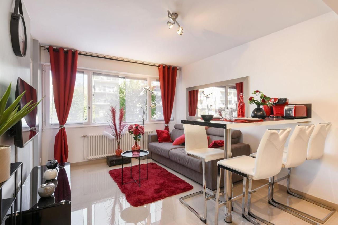 Au Nom De La Rose - Casa Vostra - Caution 800 Eur & Id Requises - Annemasse Apartman Kültér fotó
